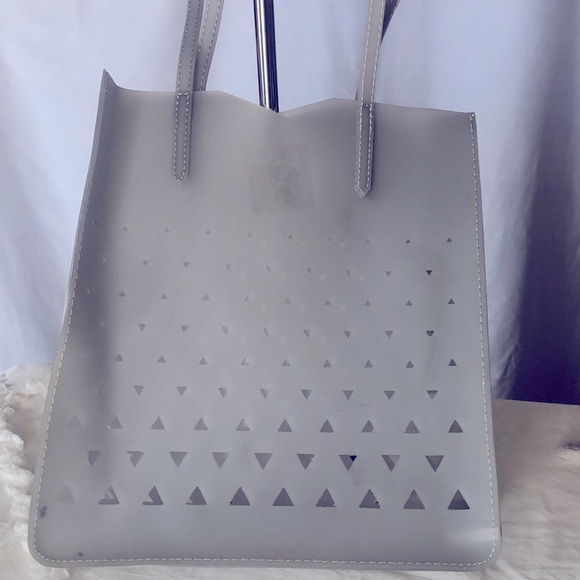 EDDIE BORGO for NEIMAN MARCUS Laser Cut Jelly light gray cosmetic tote. - Picture 5 of 8